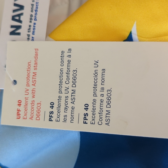 NWT Old Navy Men's Swim Trunks - Picture 3 of 4